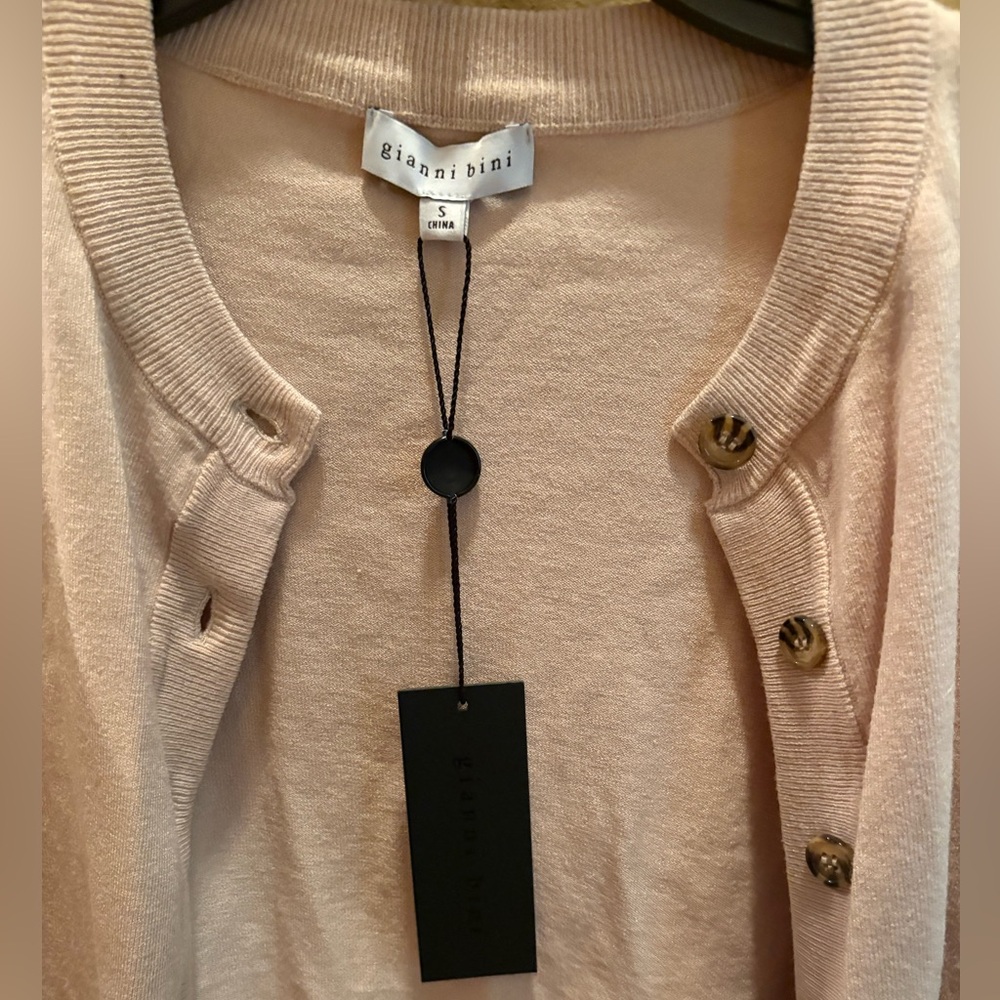 Gianni Bini Women's Soft Beige Cardigan